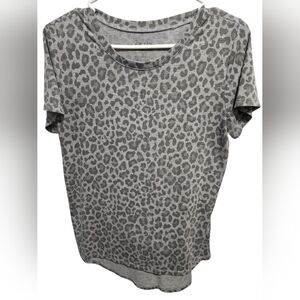 Zoe+Liv Grey Women's Leopard Print Top Large